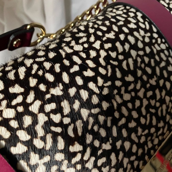 NWT Vince Camuto Calf Hair Messenger Bag - Picture 3 of 14